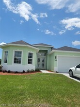 1000 Duane Palmer Blvd in Sebring, FL - Foto de edificio - Building Photo