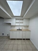 4401 Saratoga Pl NE, Unit 1 in Lacey, WA - Building Photo