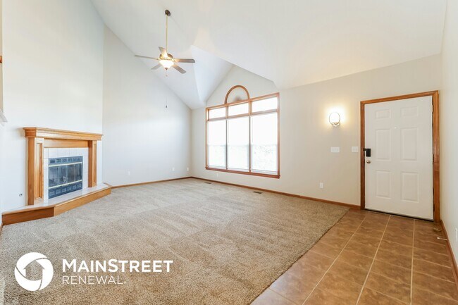 15520 Apache St in Olathe, KS - Building Photo - Building Photo