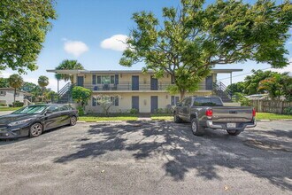 809 Lighthouse Dr in North Palm Beach, FL - Building Photo - Building Photo