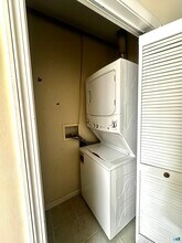 32 W Main St in Groton, CT - Building Photo - Building Photo