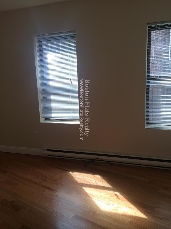 895 Huntington Ave-Unit -1 in Boston, MA - Building Photo - Building Photo