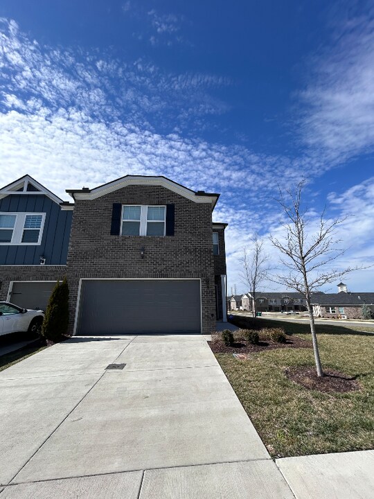 1907 Cascade Ct in Lebanon, TN - Building Photo