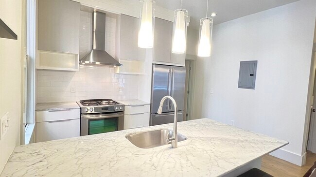 15 Boardman St in Cambridge, MA - Building Photo - Building Photo