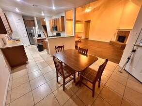 Room in House on Fort Grant Dr in Round Rock, TX - Building Photo - Building Photo