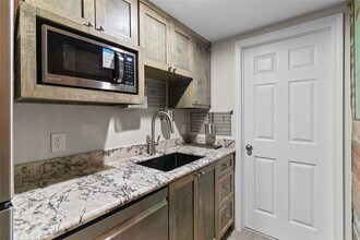 2603 Bernardo De Galvez Ave in Galveston, TX - Building Photo - Building Photo