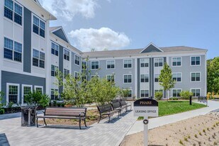 Phare in Orleans, MA - Building Photo