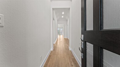 14703 Band Tailed Pigeon Ct in Magnolia, TX - Building Photo - Building Photo