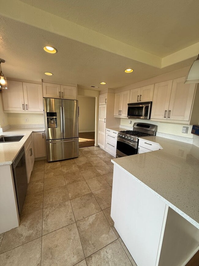 10137 Greenleaf Rd in Spring Valley, CA - Building Photo - Building Photo