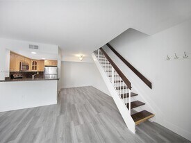 670 NW 85th Pl in Miami, FL - Building Photo