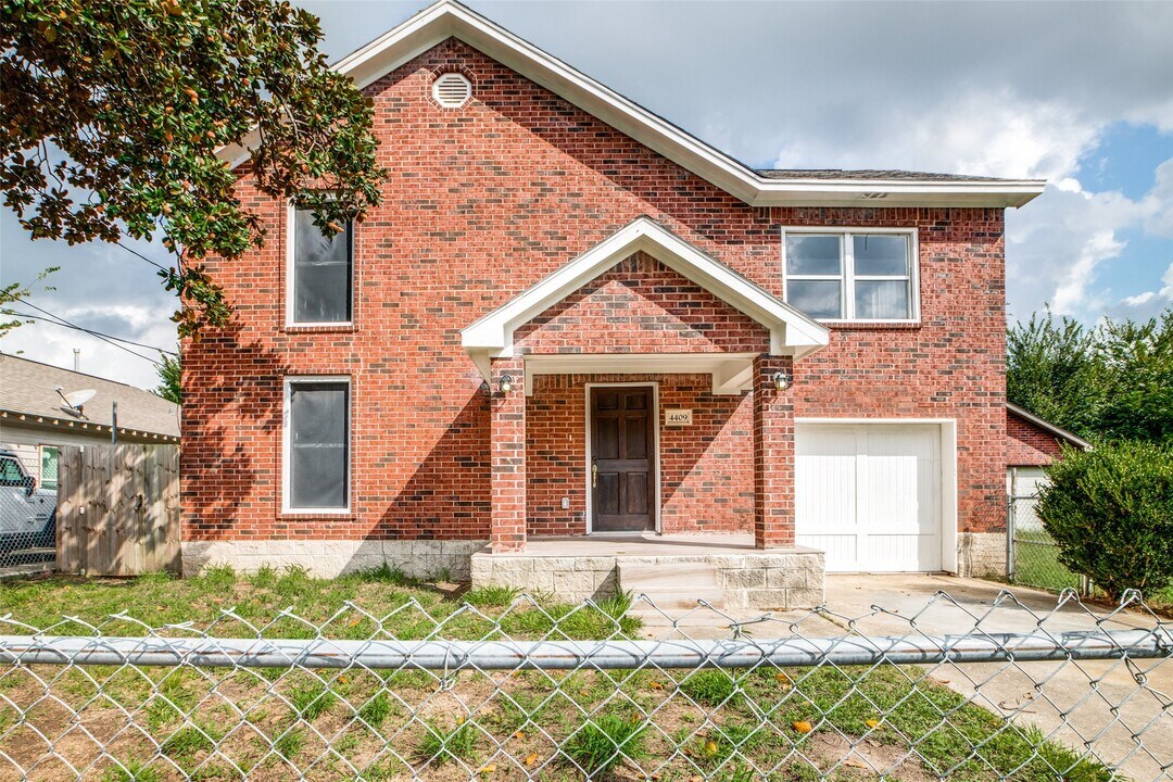 4409 Rawley St in Houston, TX - Building Photo