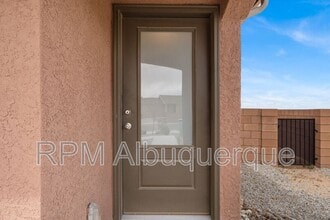 3884 Hernandez St SW in Los Lunas, NM - Building Photo - Building Photo