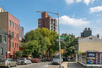 480 Humboldt Street in Brooklyn, NY - Foto de edificio - Building Photo