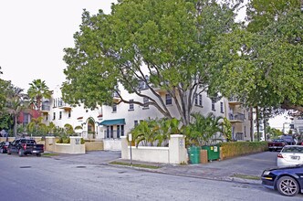 The Gallery Plaza in Miami, FL - Building Photo - Building Photo
