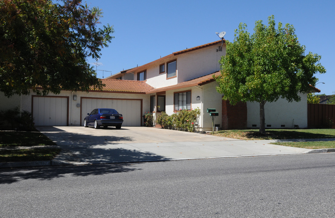 1317 Coniston Ct in San Jose, CA - Foto de edificio