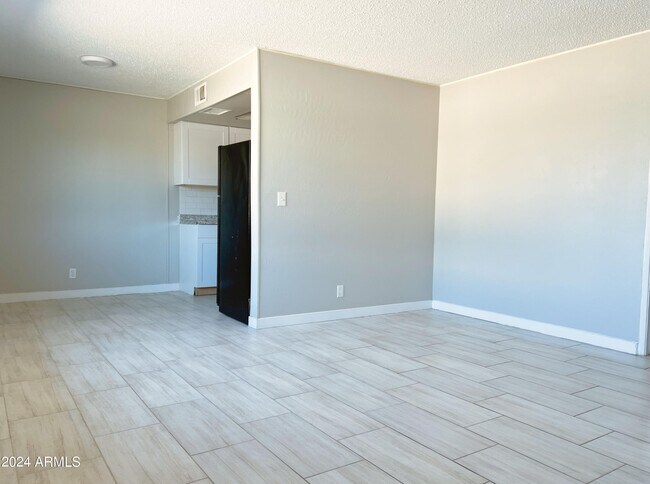 6413 E Avalon St-Unit -C in Mesa, AZ - Building Photo - Building Photo