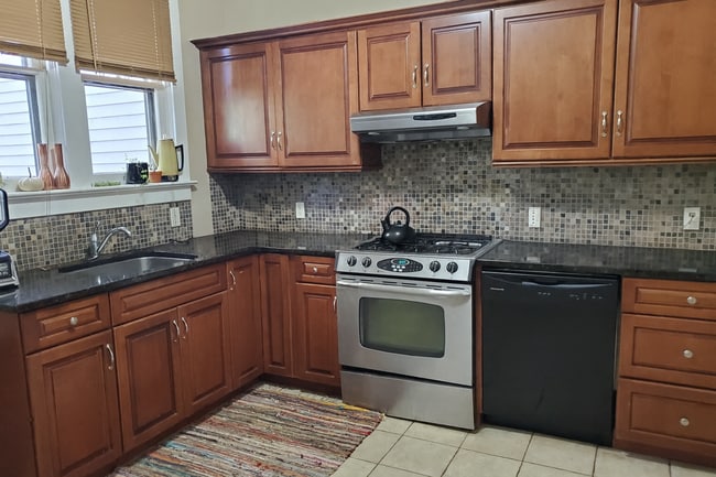 property at 527 W Lemon St