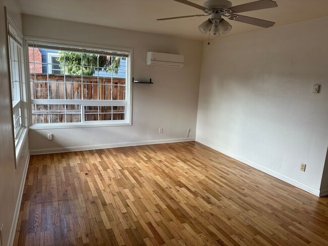 1035 SW 8th Ave in Albany, OR - Building Photo - Building Photo