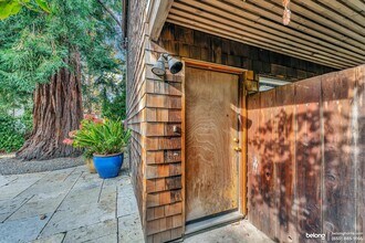 2223 Ward St, Unit A in Berkeley, CA - Foto de edificio - Building Photo