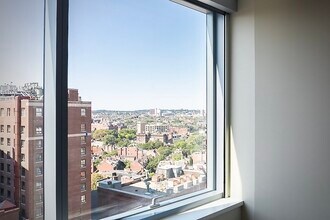 110 Stuart St, Unit 16H in Boston, MA - Building Photo - Building Photo