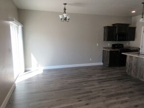 485 1425 N St in Cedar City, UT - Building Photo - Building Photo