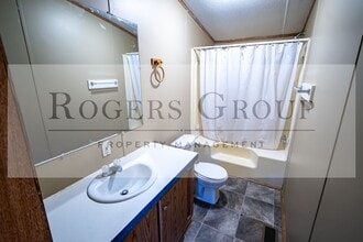 156 Brunswick Ln in Henderson, NC - Building Photo - Building Photo