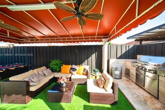 10254 SW 227th St in Cutler Bay, FL - Building Photo - Building Photo