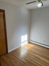 110 Elm St, Unit 1 in Newark, NJ - Building Photo - Building Photo