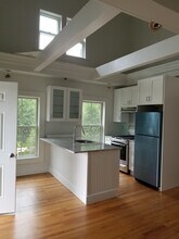 48 Center Hill Rd, Unit 48A in Manchester Center, VT - Foto de edificio - Building Photo