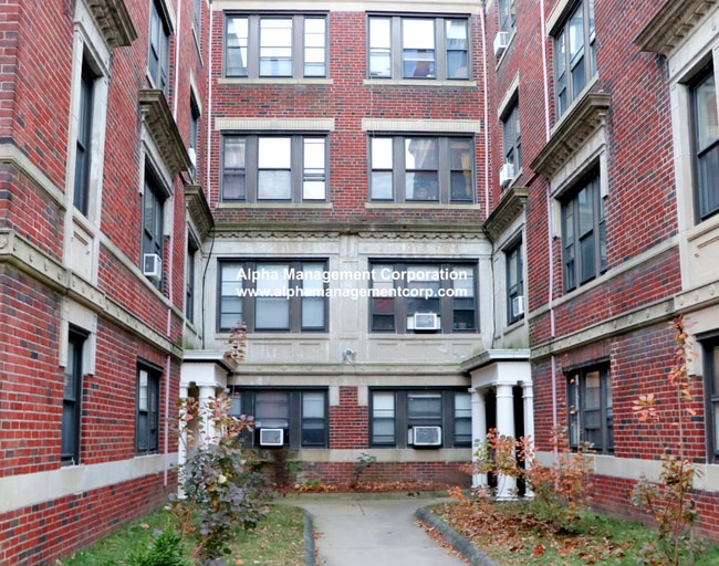 18 Lakeville Rd, Unit 8 in Boston, MA - Building Photo - Building Photo