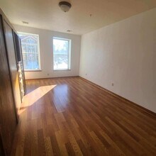 218 W Central Ave in El Dorado, KS - Building Photo - Building Photo