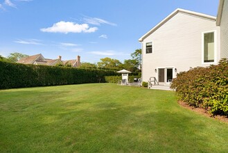 41 Potato Field Ln in Southampton, NY - Building Photo - Building Photo