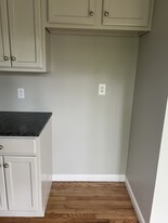 100 Franklin St in Whitman, MA - Building Photo