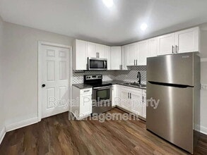 27 Cypress St in North Fort Myers, FL - Building Photo - Building Photo