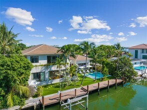 1200 NE 87th St in Miami, FL - Building Photo - Building Photo