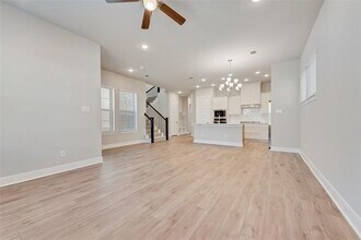 3302 Monarch Pass Dr in Arlington, TX - Building Photo - Building Photo