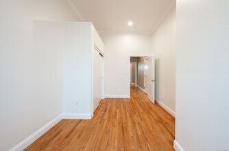 7 Main St in New Milford, CT - Building Photo - Building Photo