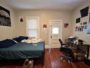 348 Faneuil St, Unit 3 in Boston, MA - Foto de edificio - Building Photo
