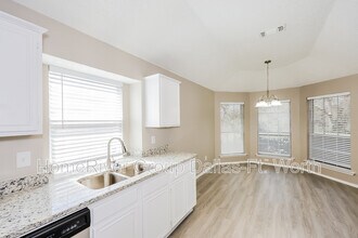 6816 Cedar Shadow Dr in Dallas, TX - Building Photo - Building Photo