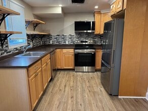 66 Gardner St in Rockland, MA - Building Photo - Building Photo