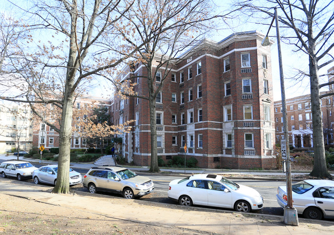 Clydesdale Cooperative Inc. in Washington, DC - Foto de edificio - Building Photo