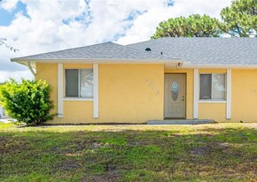 5846 Willow Leaf Ct, Unit 2 in Azalea Park, FL - Building Photo