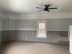 11 Park St in Springfield, VT - Building Photo