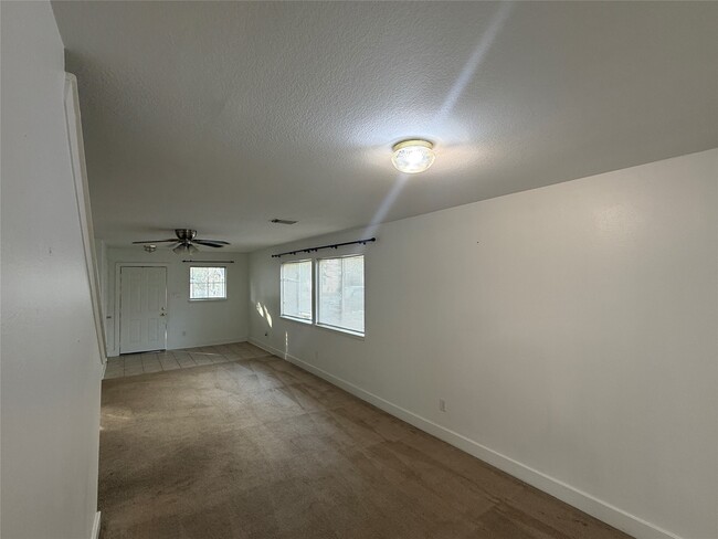 property at 809 Dragonfly Dr