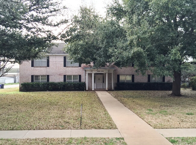property at 2900-2906 Austin Ave