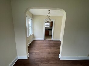 1805 Dimple Ct in Columbia, TN - Building Photo - Building Photo
