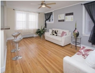 University Court Apartments in Philadelphia, PA - Foto de edificio - Interior Photo