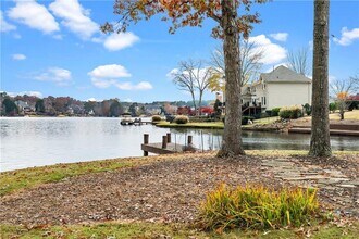135 Staghound Ct in Alpharetta, GA - Building Photo - Building Photo