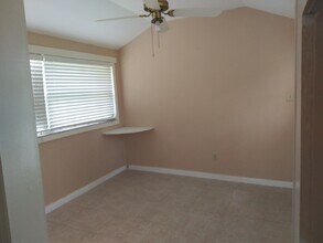 521 S Crest Ave in Clearwater, FL - Building Photo - Building Photo