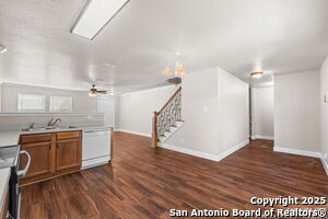 9907 Amber Breeze in San Antonio, TX - Building Photo - Building Photo